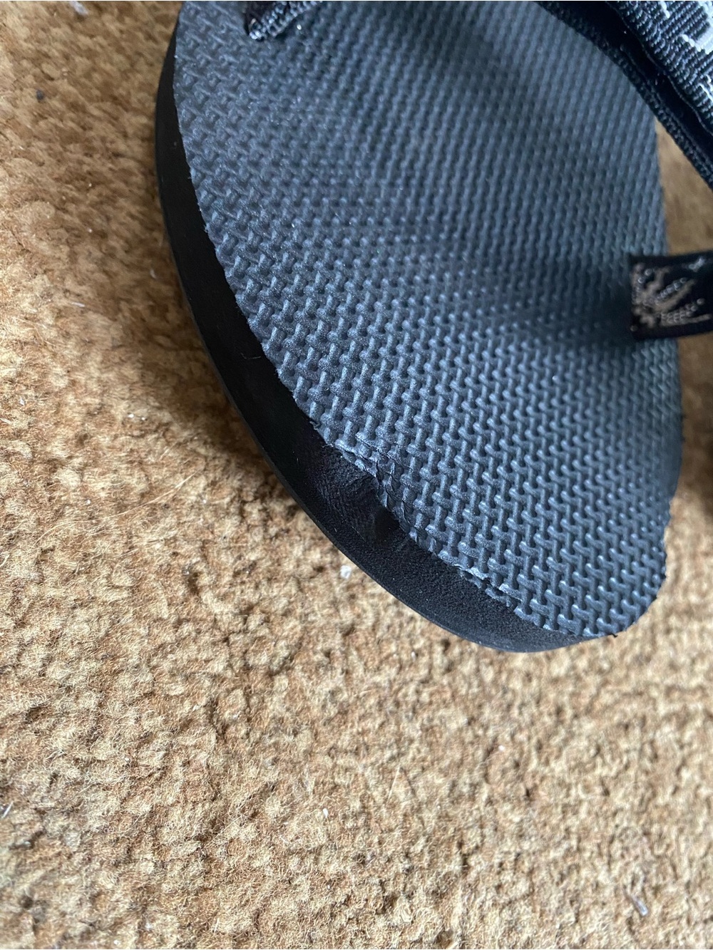 Teva Black Sandals with White Celestial Patterned Straps - Picture 4 of 8